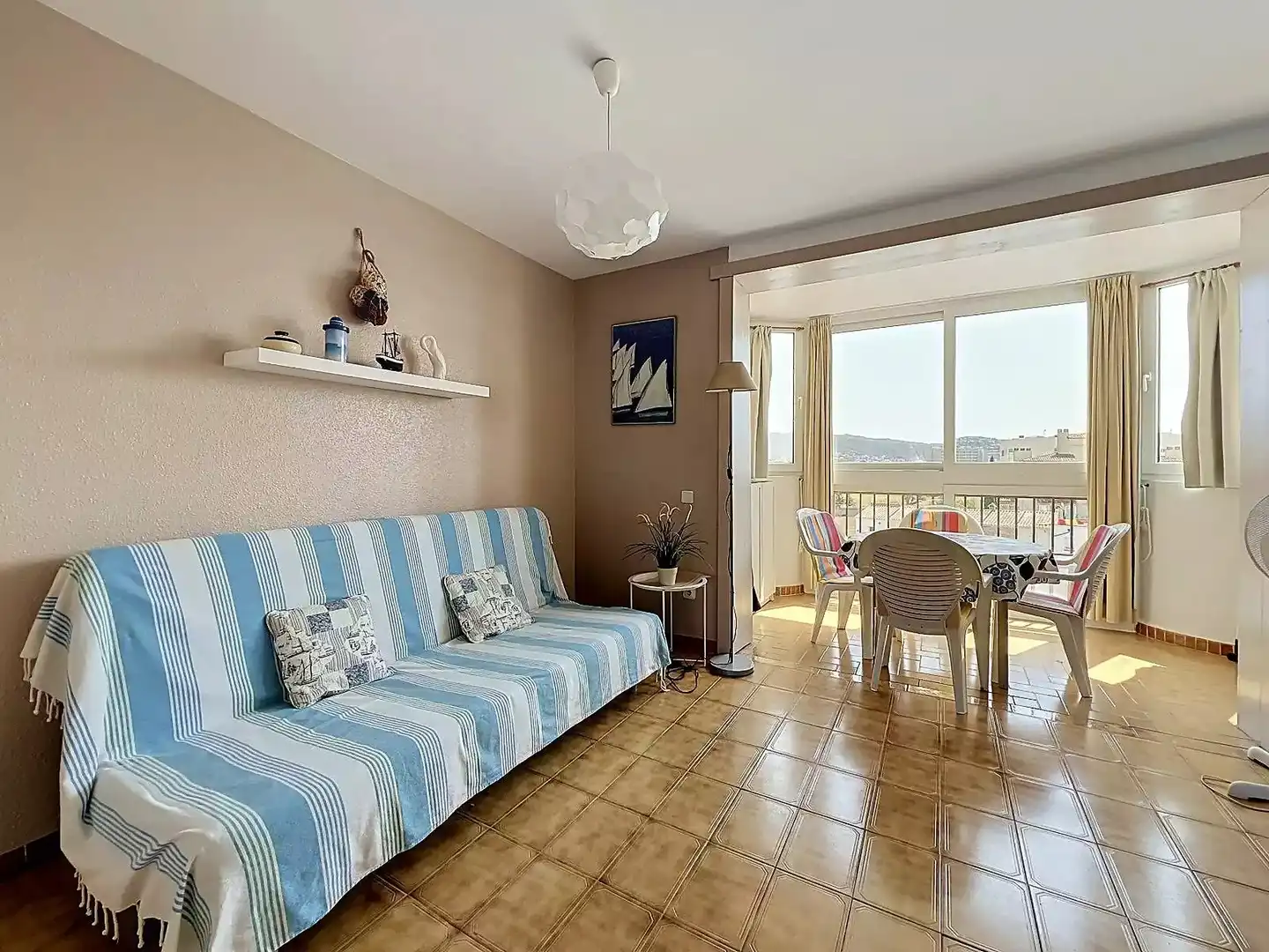Living room of Flat for sale in Roses  with Furnished