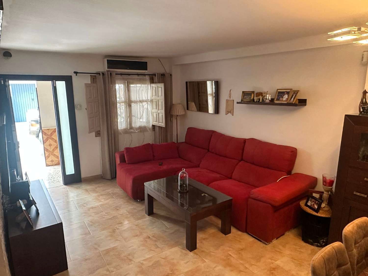 Sala d'estar de Finca rústica en venda en Vélez-Málaga amb Aire condicionat i Terrassa