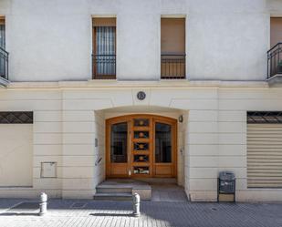 Vista exterior de Pis de lloguer en  Granada Capital amb Aire condicionat i Balcó