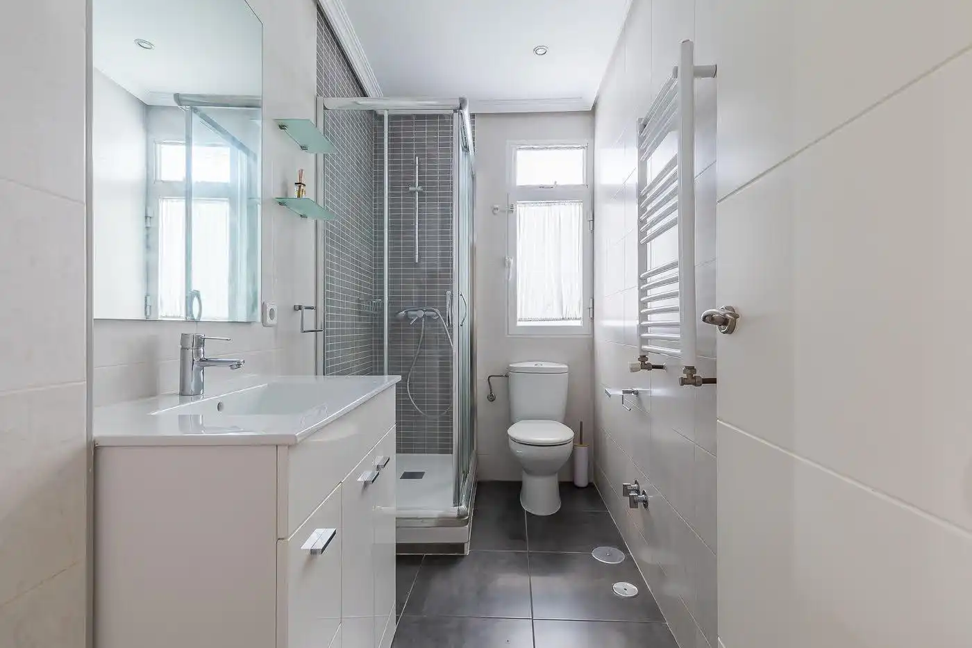 Baño de Piso en venta en Madrid con Aire acondicionado y Calefacción