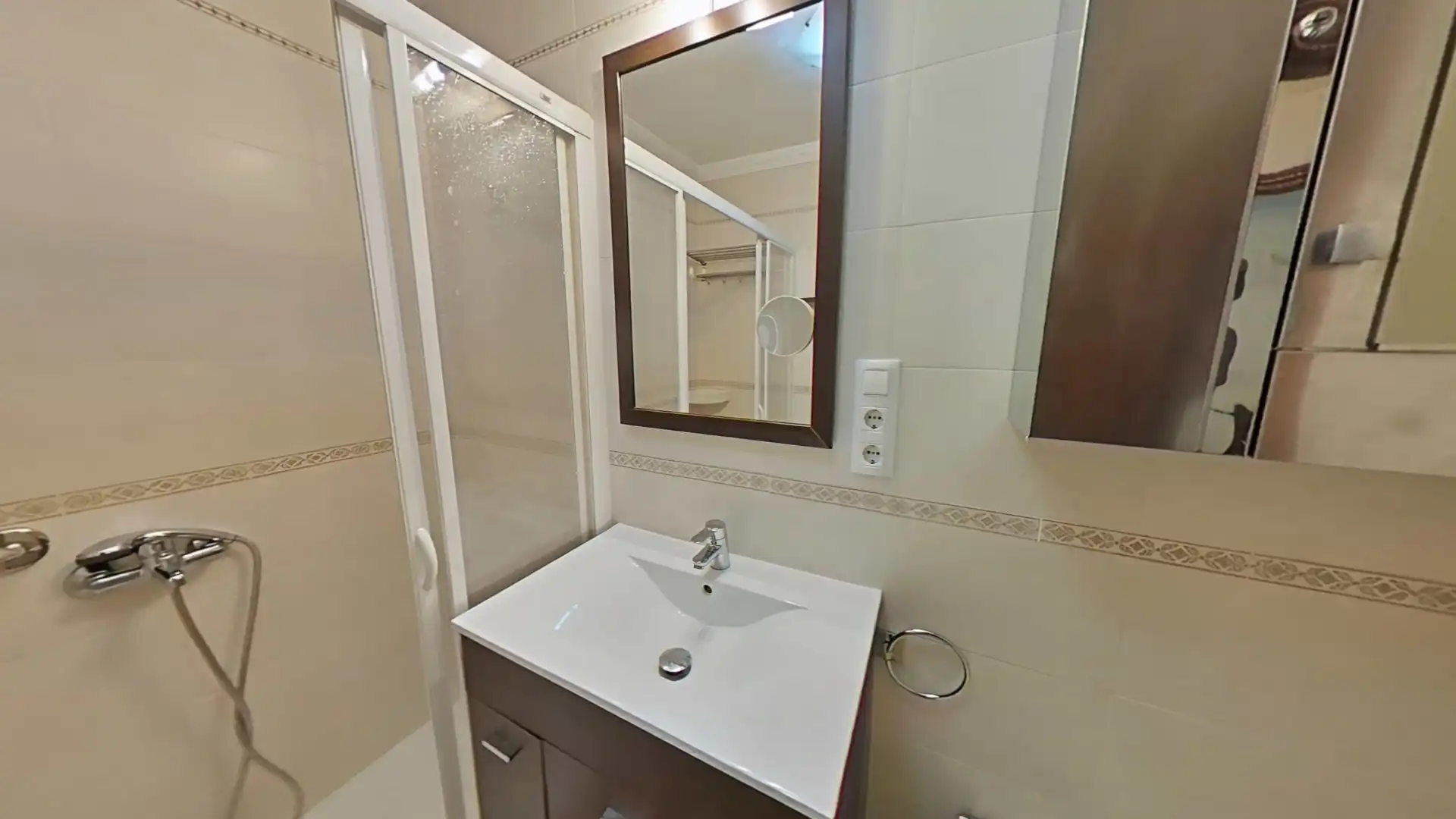 Baño de Piso en venta en Las Palmas de Gran Canaria con Amueblado
