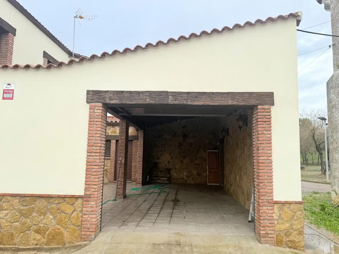 Vista exterior de Casa o xalet en venda en Badajoz amb Aire condicionat, Calefacció i Traster