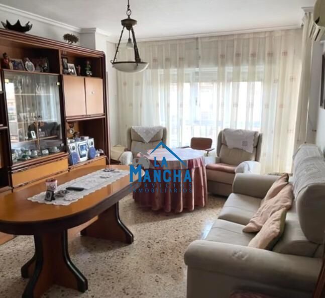 Sala d'estar de Pis en venda en  Albacete Capital amb Aire condicionat, Calefacció i Terrassa