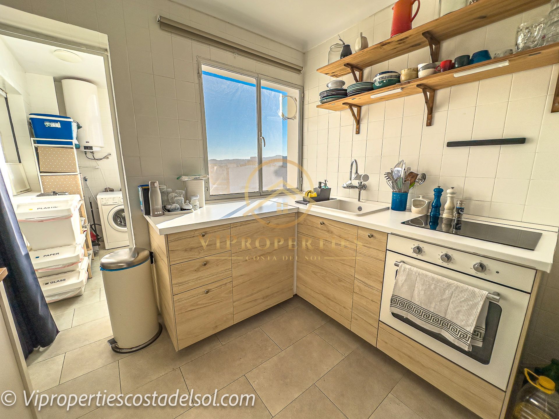 Kitchen of Apartment for sale in Vélez-Málaga  with Air Conditioner, Heating and Terrace