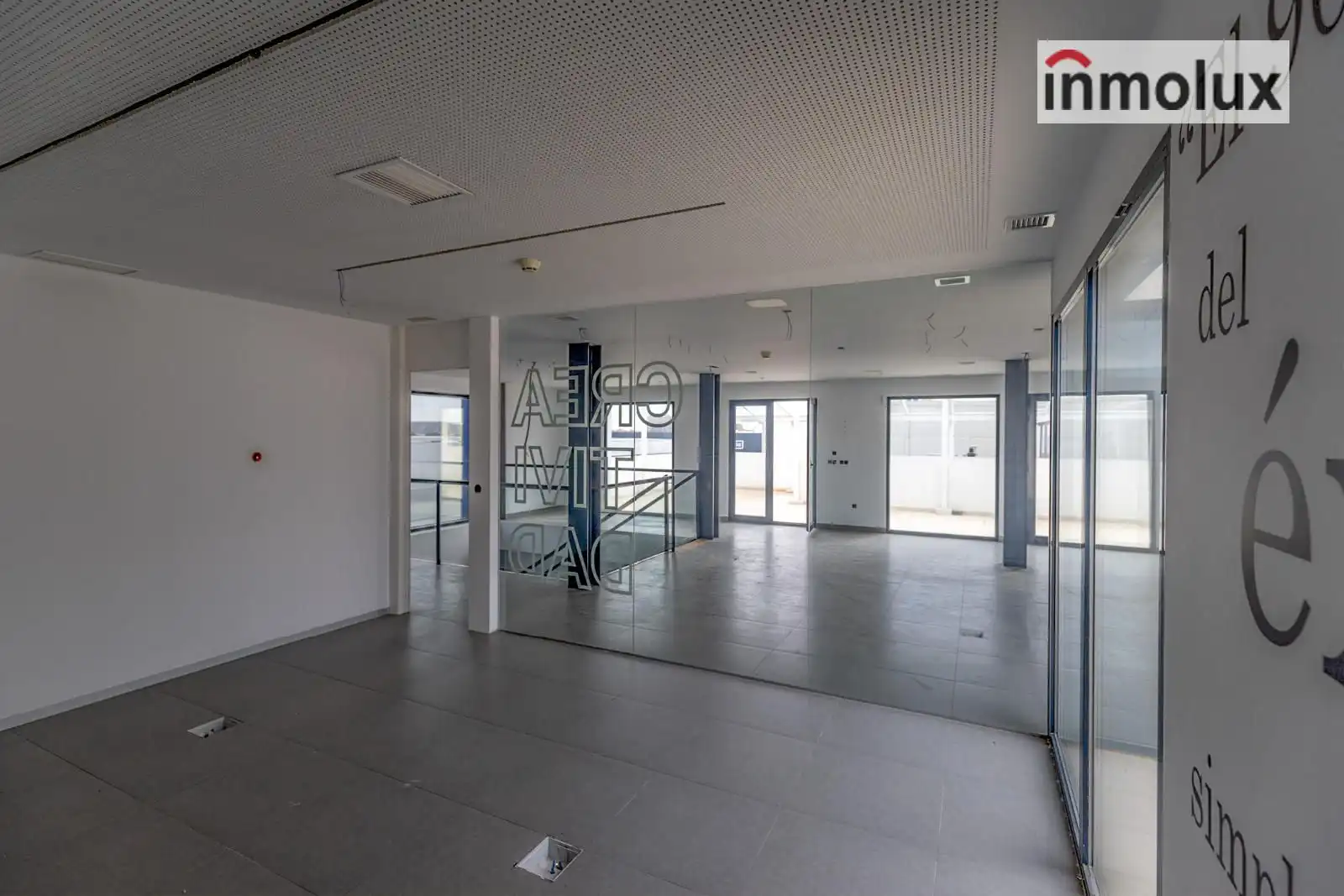 Nave industrial de alquiler en Alicante / Alacant