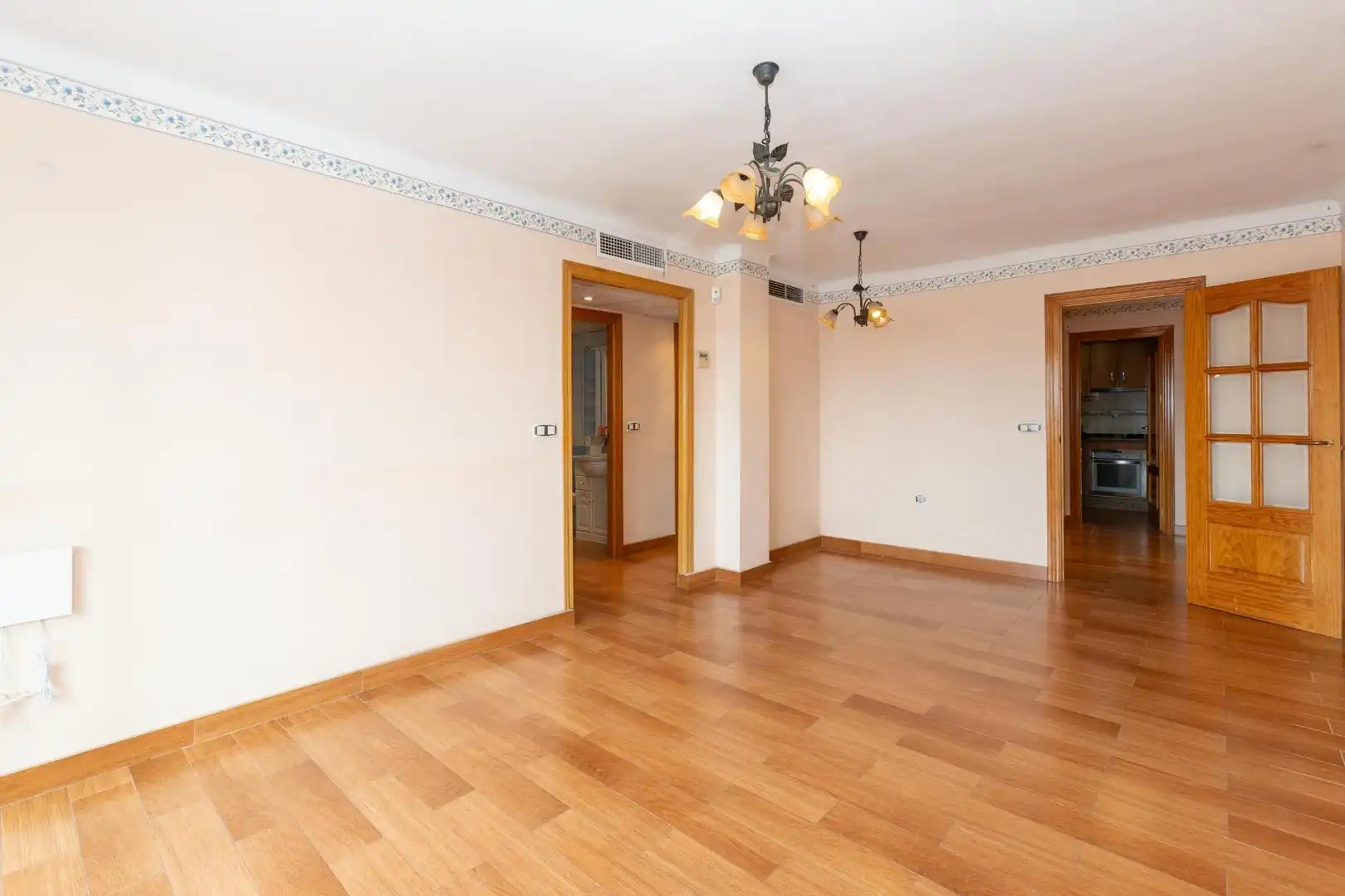 Piso en venta en Málaga con Aire acondicionado, Parquet y Alarma