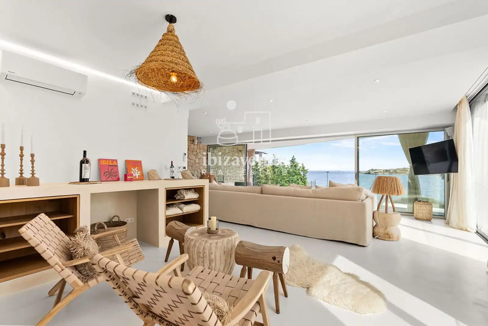 Sala d'estar de Casa o xalet en venda en Eivissa amb Aire condicionat, Calefacció i Terrassa