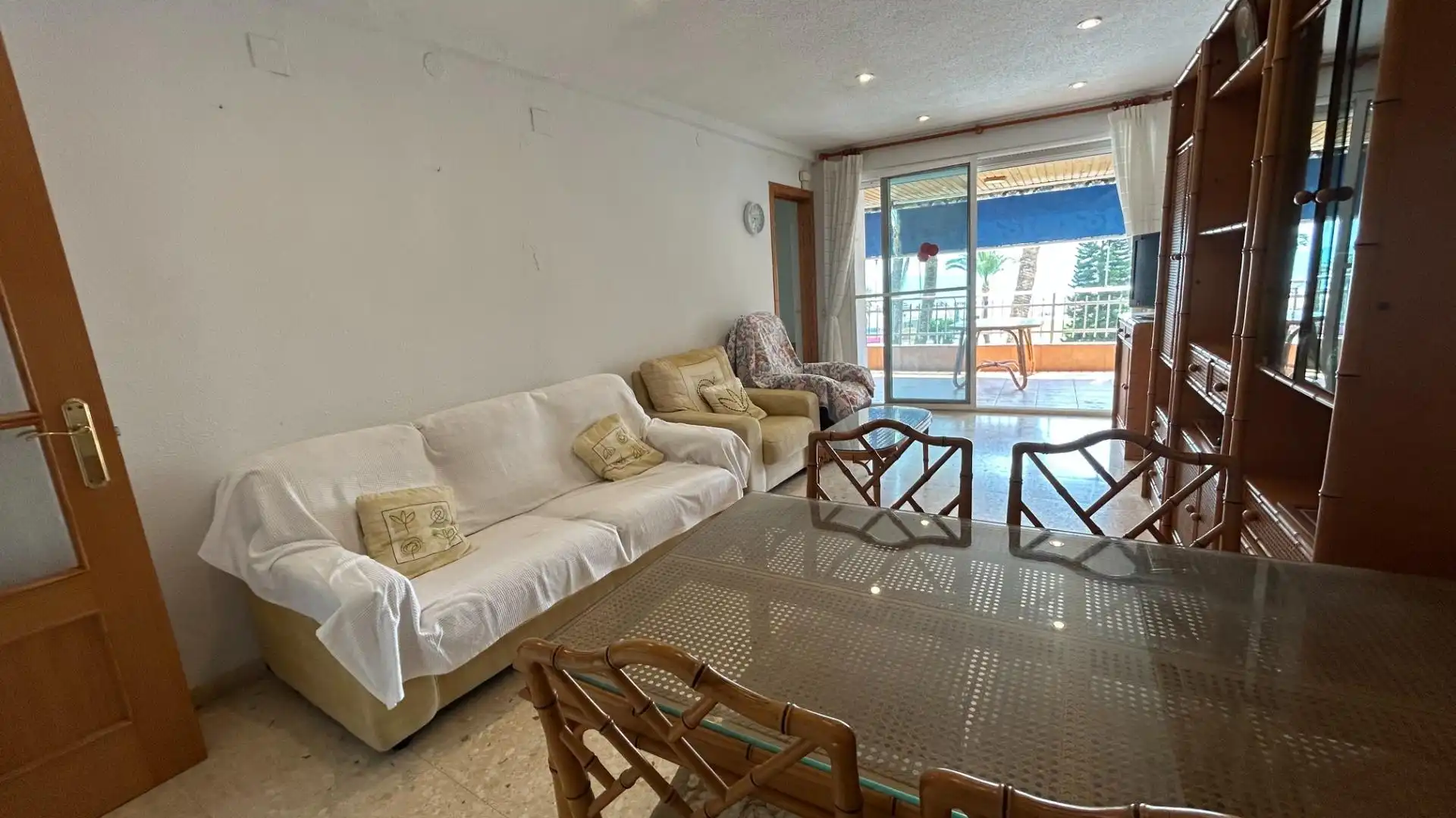 Sala de estar de Apartamento en venta en Cullera con Terraza, Amueblado y Balcón