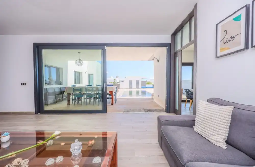 Sala d'estar de Casa o xalet en venda en Costa Teguise