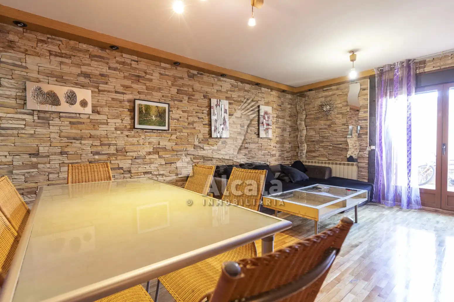 Piso en venta en Meco con Calefacción, Parquet y Amueblado