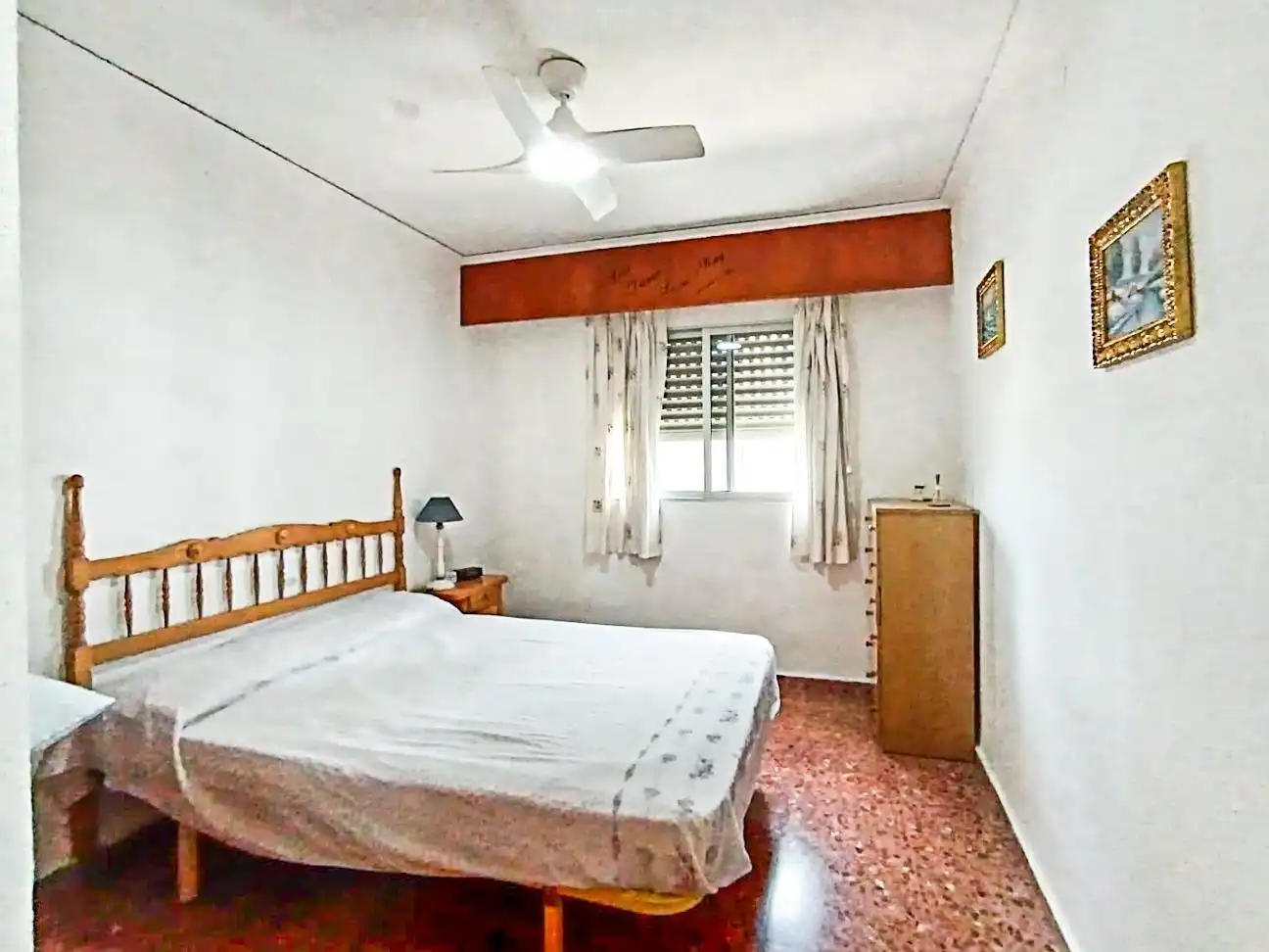 Dormitori de Apartament en venda en Miramar amb Terrassa, Moblat i Piscina comunitària