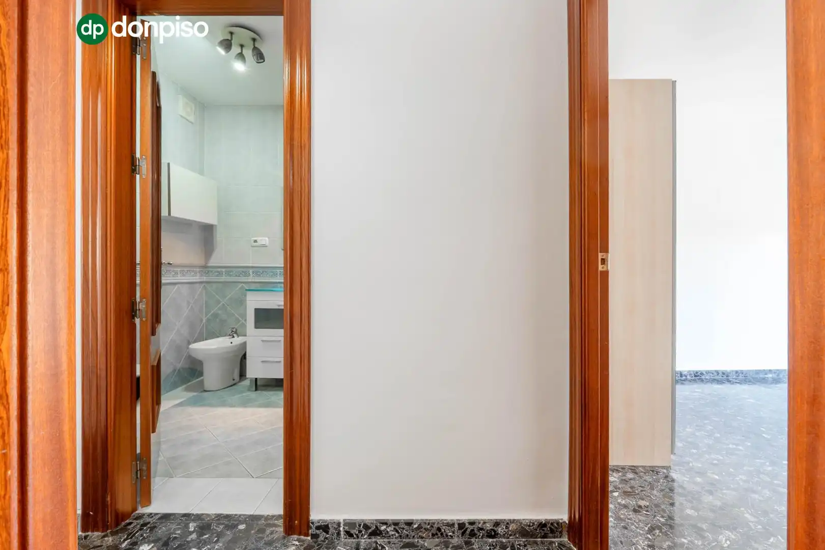 Piso con terraza en venta en Calle Calle San Juan de Dios 6, imagen 22