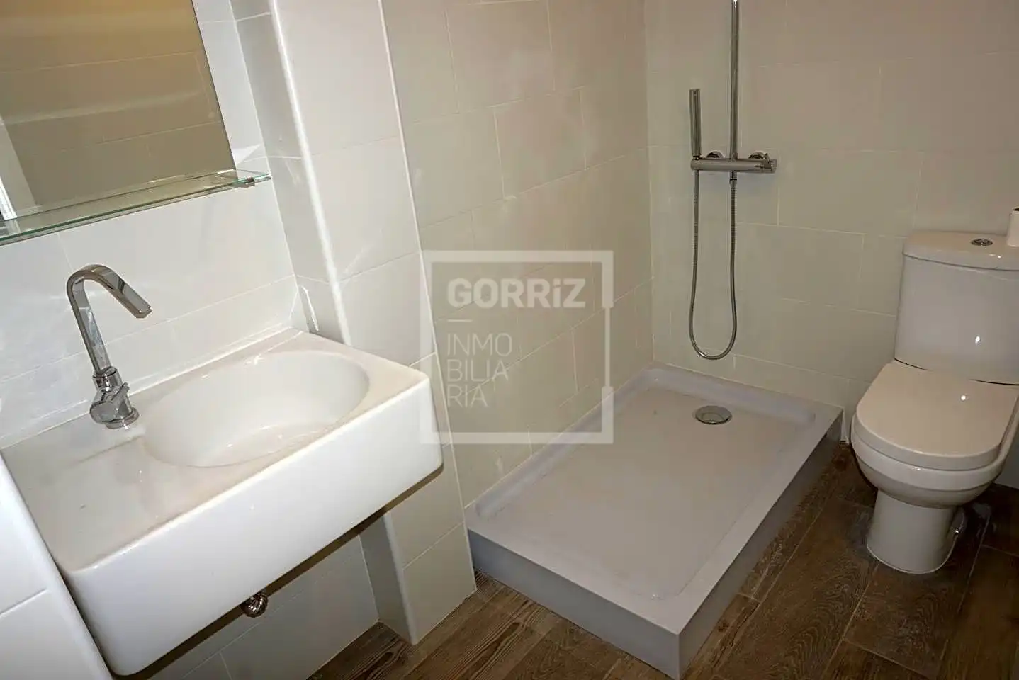 Planta baja en venta en Cerdanyola Sud