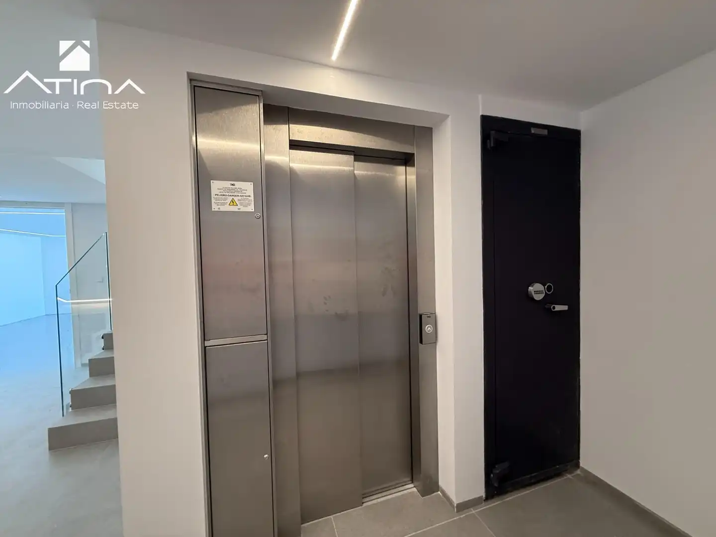Houses for sale in Jávea / Xàbia  with Air Conditioner, Private garden and Terrace