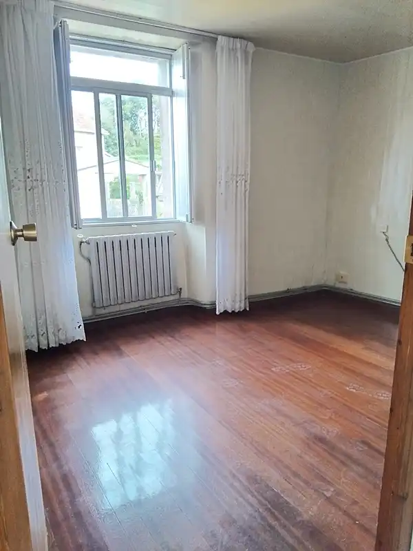 Habitación de Casa adosada en venta en Paderne con Calefacción, Jardín privado y Horno