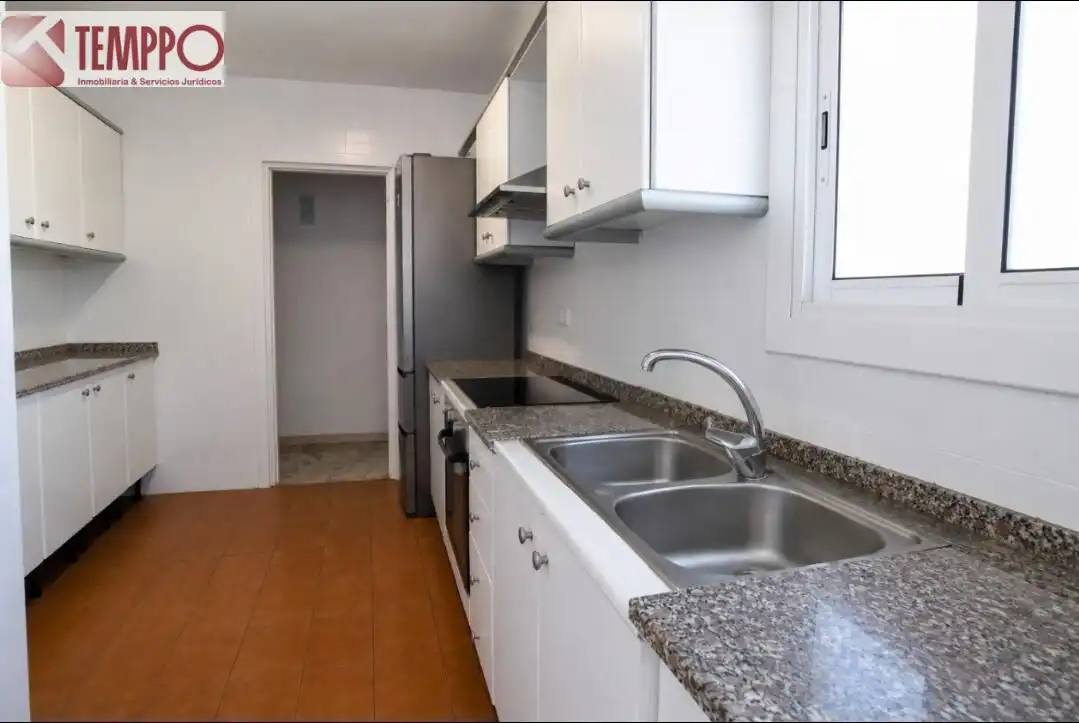 Kitchen of Flat for sale in El Vendrell  with Heating and Balcony