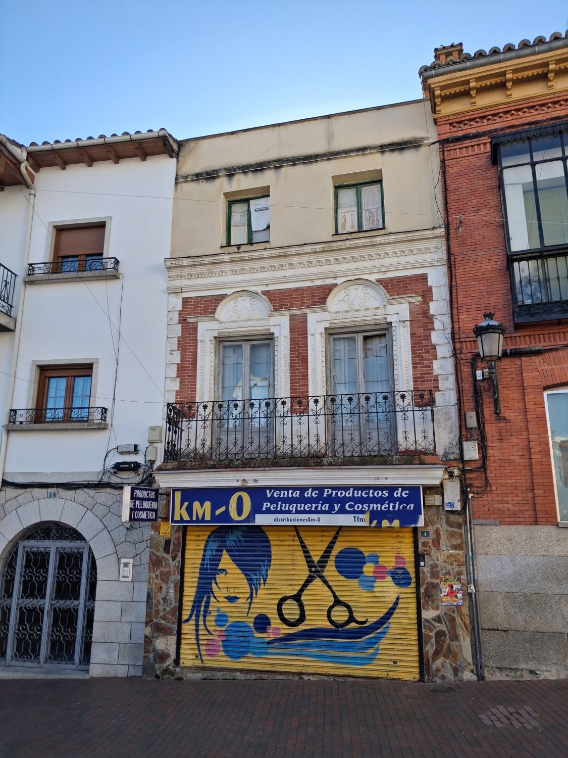 Vista exterior de Edificio en venta en Colmenar Viejo