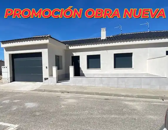 Exterior view of Detached homes for sale in Mazarambroz