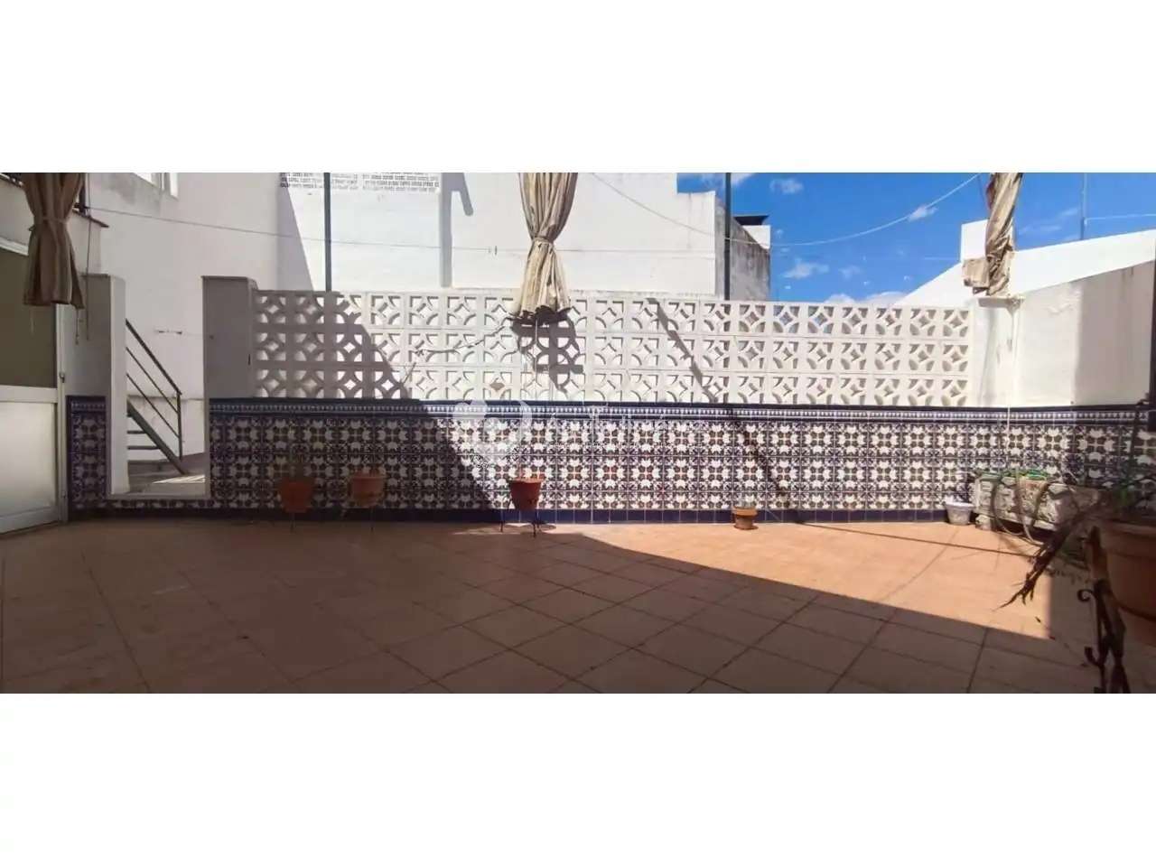 Vista exterior de Casa o chalet en venta en Alcalá de Guadaira con Calefacción y Terraza