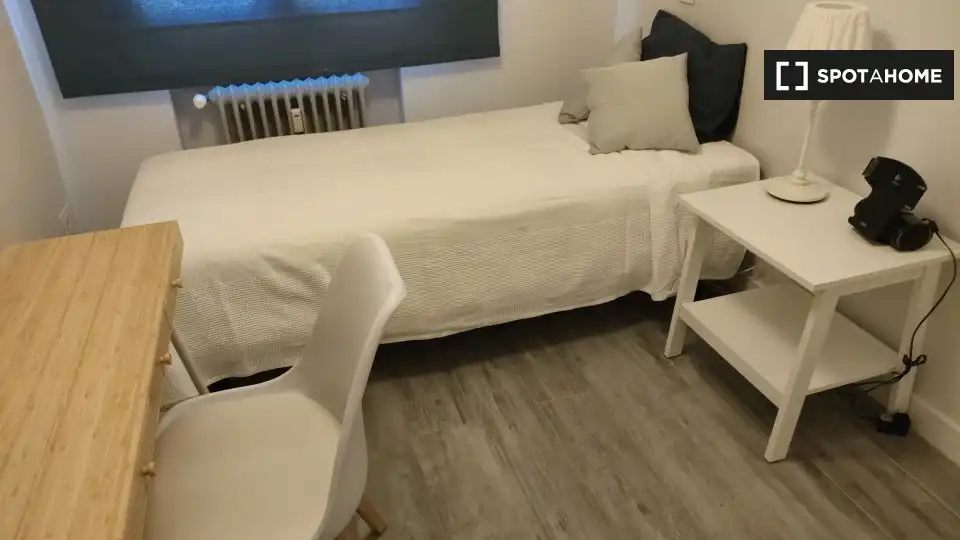 Zimmer in Hispanoamérica - Bernabéu