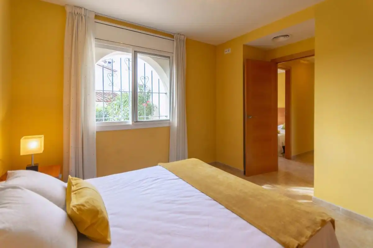 Dormitori de Casa o xalet en venda en El Perelló amb Aire condicionat, Calefacció i Jardí privat