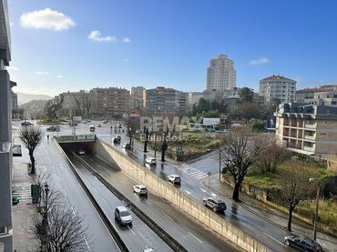 Pis amb ascensor en venda a Avenida da Gran Vía