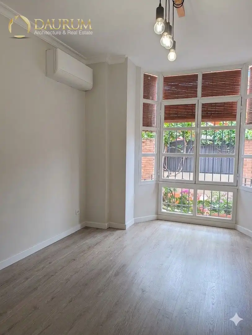 Bedroom of Detached homes for sale in Espartinas  with Air Conditioner, Heating and Private garden