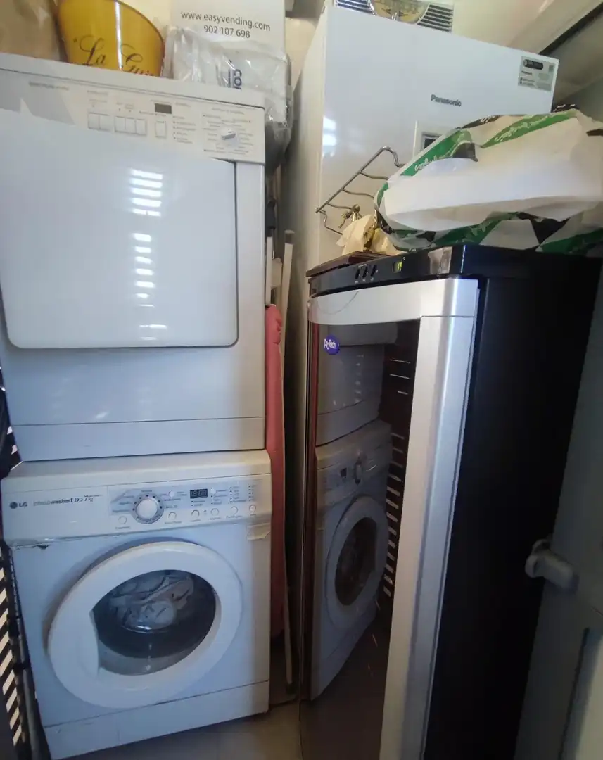 Cocina de Piso de alquiler en Almería con Aire acondicionado, Calefacción y Jardín privado