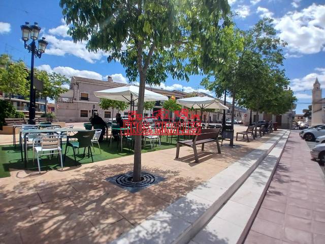 Local comercial en Alquiler en Algueña