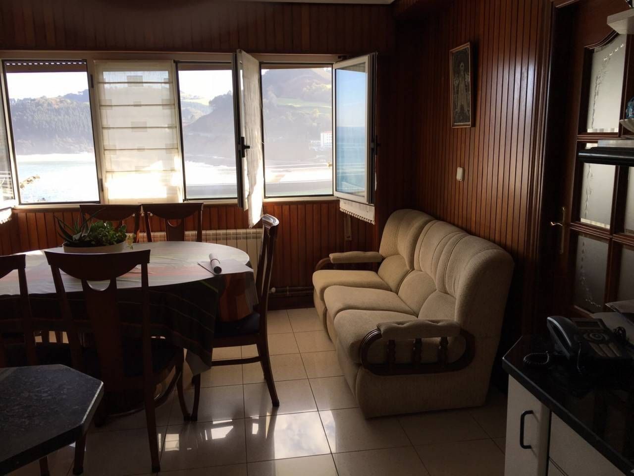 Sala de estar de Piso en venta en Ondarroa con Calefacción