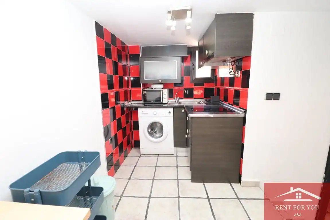 Erdgeschosswohnung zur Miete in Centro, imagen 16