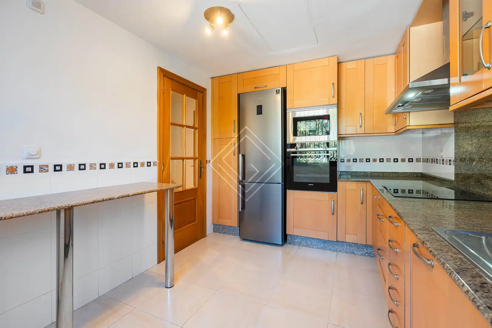 Chalet con piscina en venta en Milla de Oro, imagen 6
