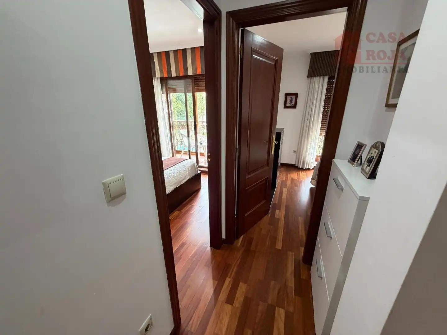 Casa adosada en venda en Cangas  amb Calefacció, Parquet i Traster