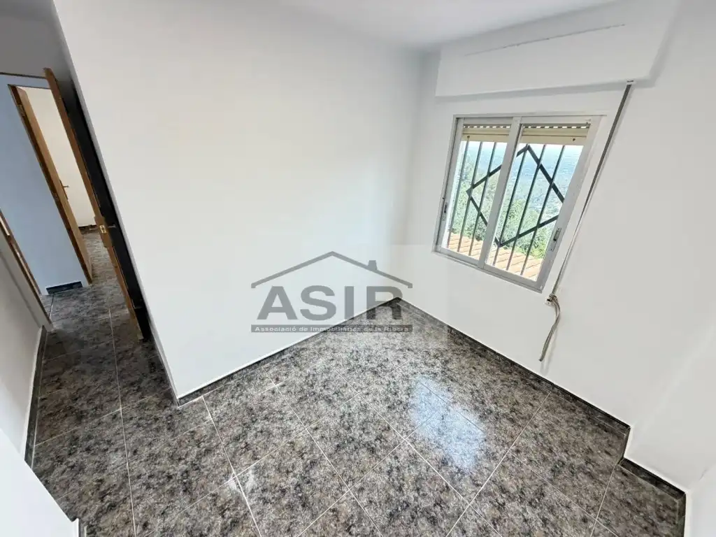 Bedroom of Houses for sale in Alzira