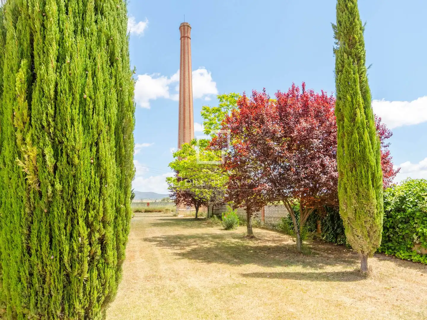 Jardí de Finca rústica en venda en Requena amb Calefacció, Jardí privat i Terrassa