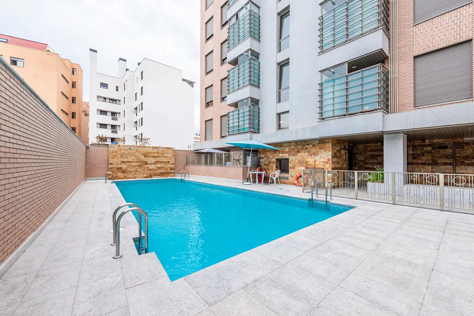 Swimming pool of Study for sale in Madrid  with Storage room