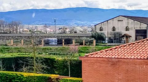 Foto 3 de Casa o xalet en venda a Calle Pintor Francisco Español, 5, Uruñuela, La Rioja