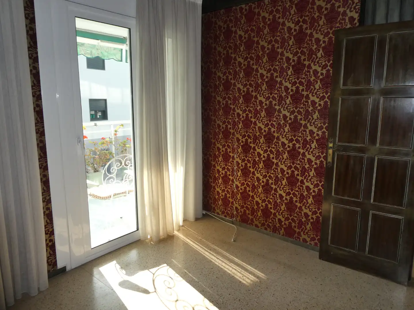 Schlafzimmer von Wohnungen zum Verkauf in Lloret de Mar mit Terrasse und Gemeinschaftspool