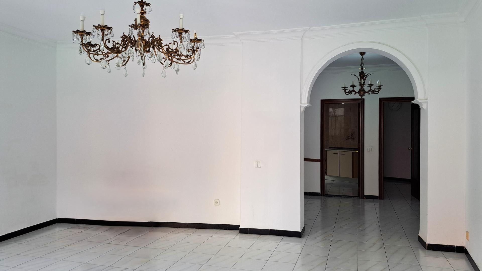 Flat for sale in  Sevilla Capital  with Storage room and Balcony