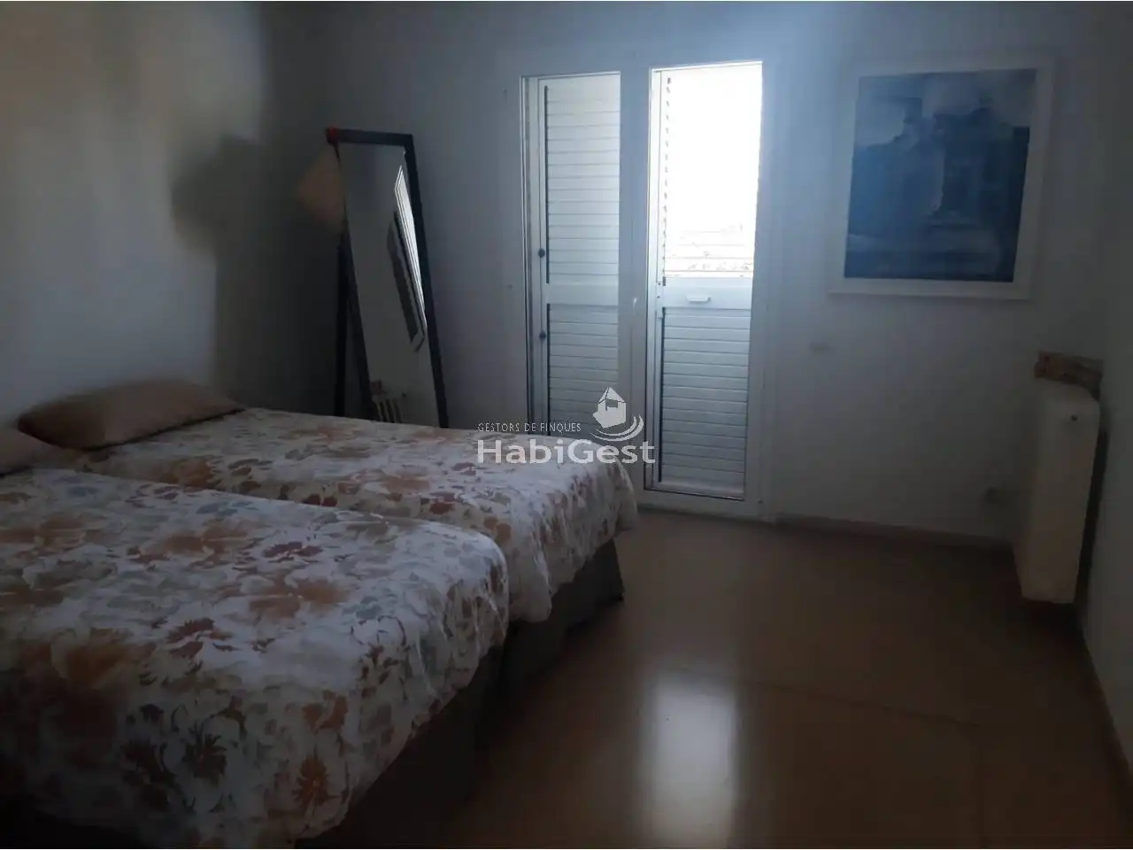Dormitori de Casa adosada de lloguer en Girona amb Aire condicionat, Calefacció i Terrassa