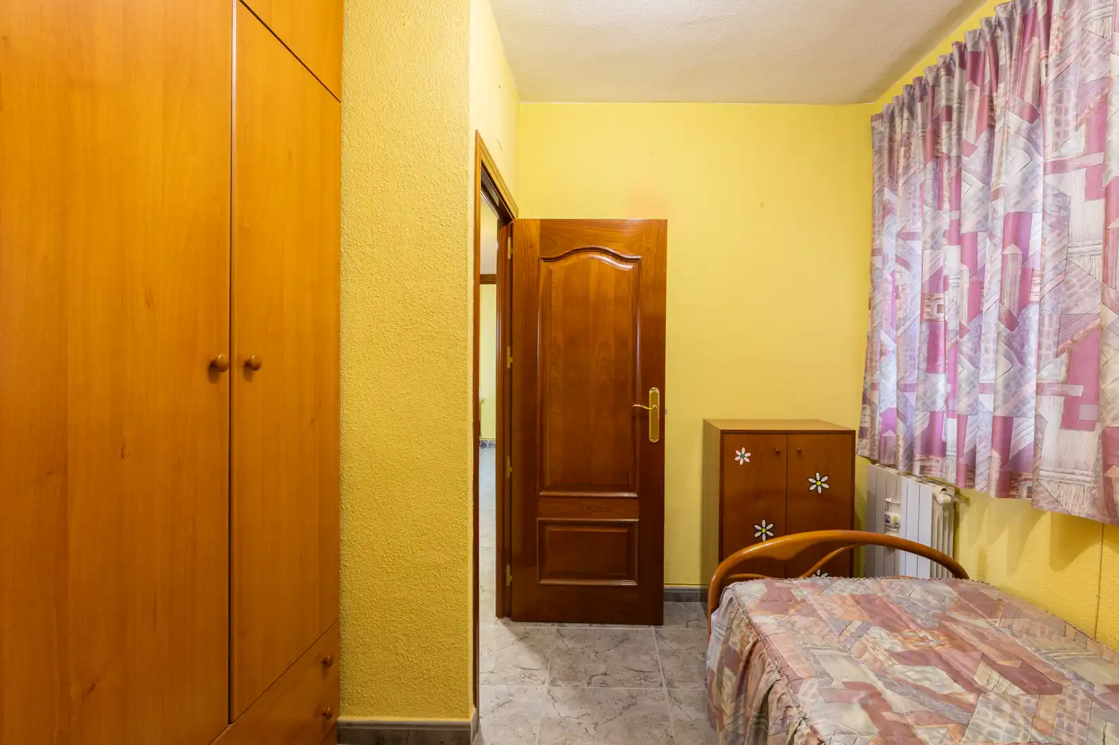 Bedroom of Flat for sale in El Arroyo - La Fuente