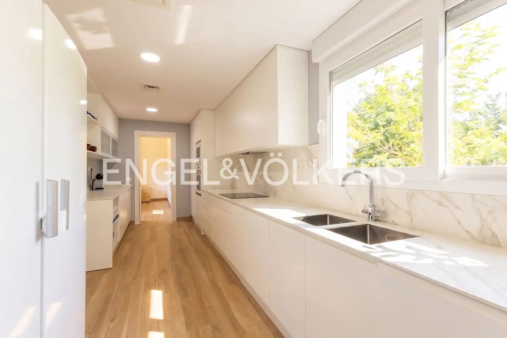Cocina de Casa o chalet en venta en Castellón de la Plana / Castelló de la Plana con Aire acondicionado, Calefacción y Jardín privado