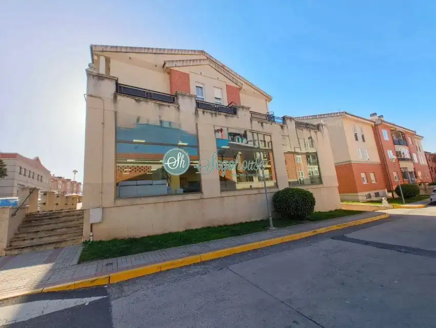 Business premises to rent in La Lastrilla, imagen 59