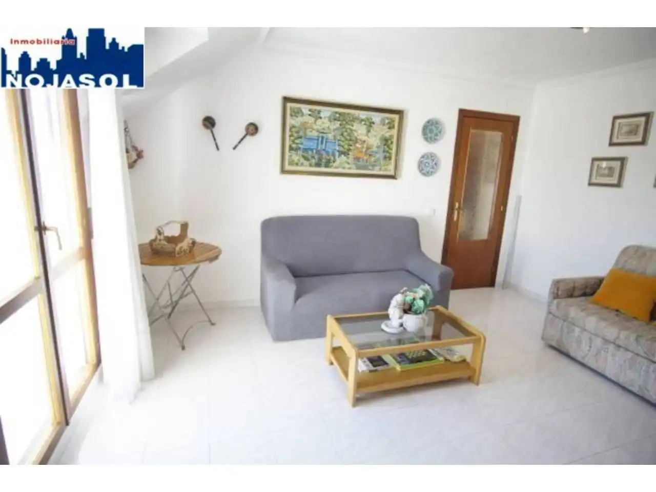 Wohnzimmer von Dachboden zur Miete in Noja mit Heizung, Terrasse und Möbliert