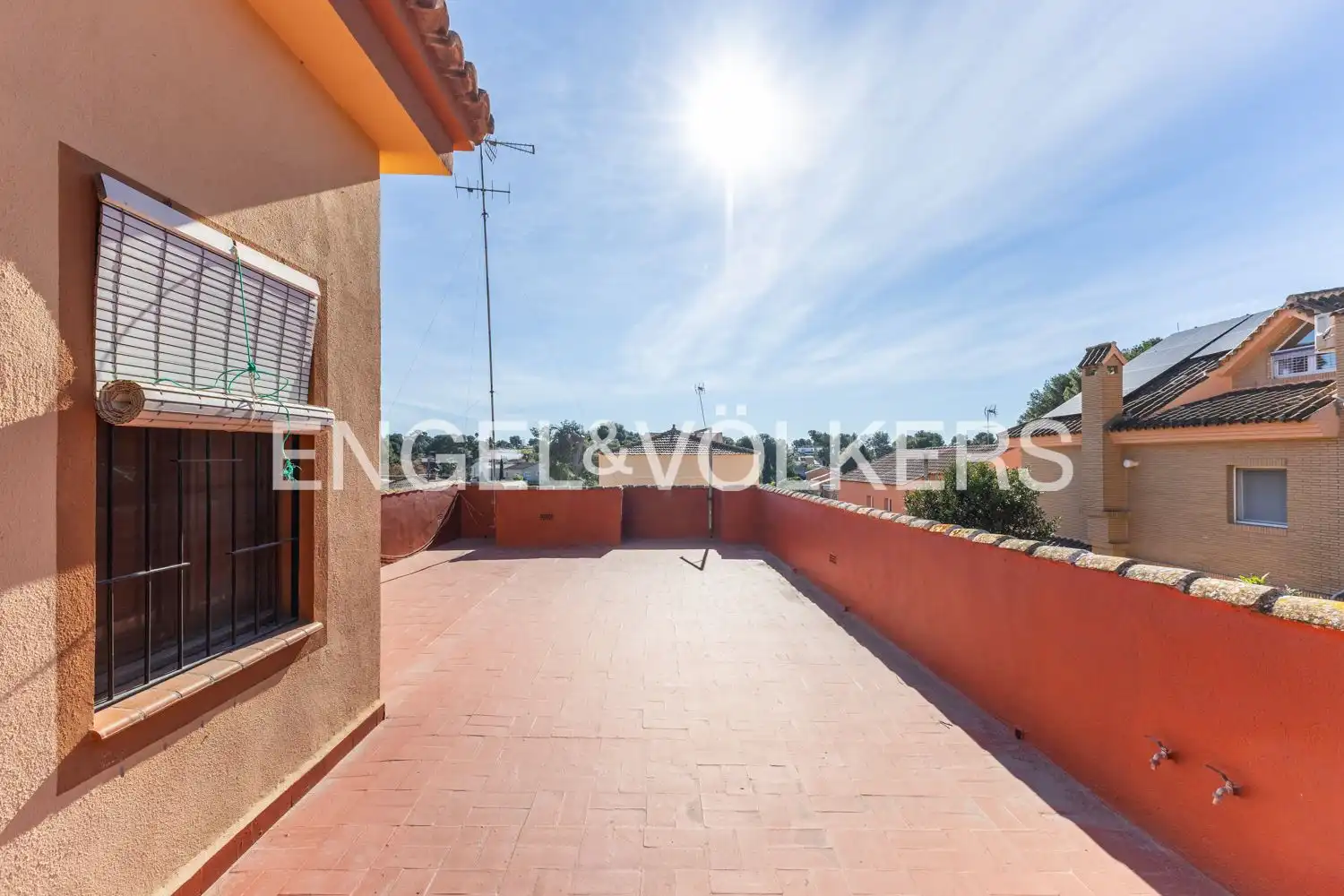 Terraza de Casa o chalet en venta en Paterna con Aire acondicionado, Calefacción y Jardín privado