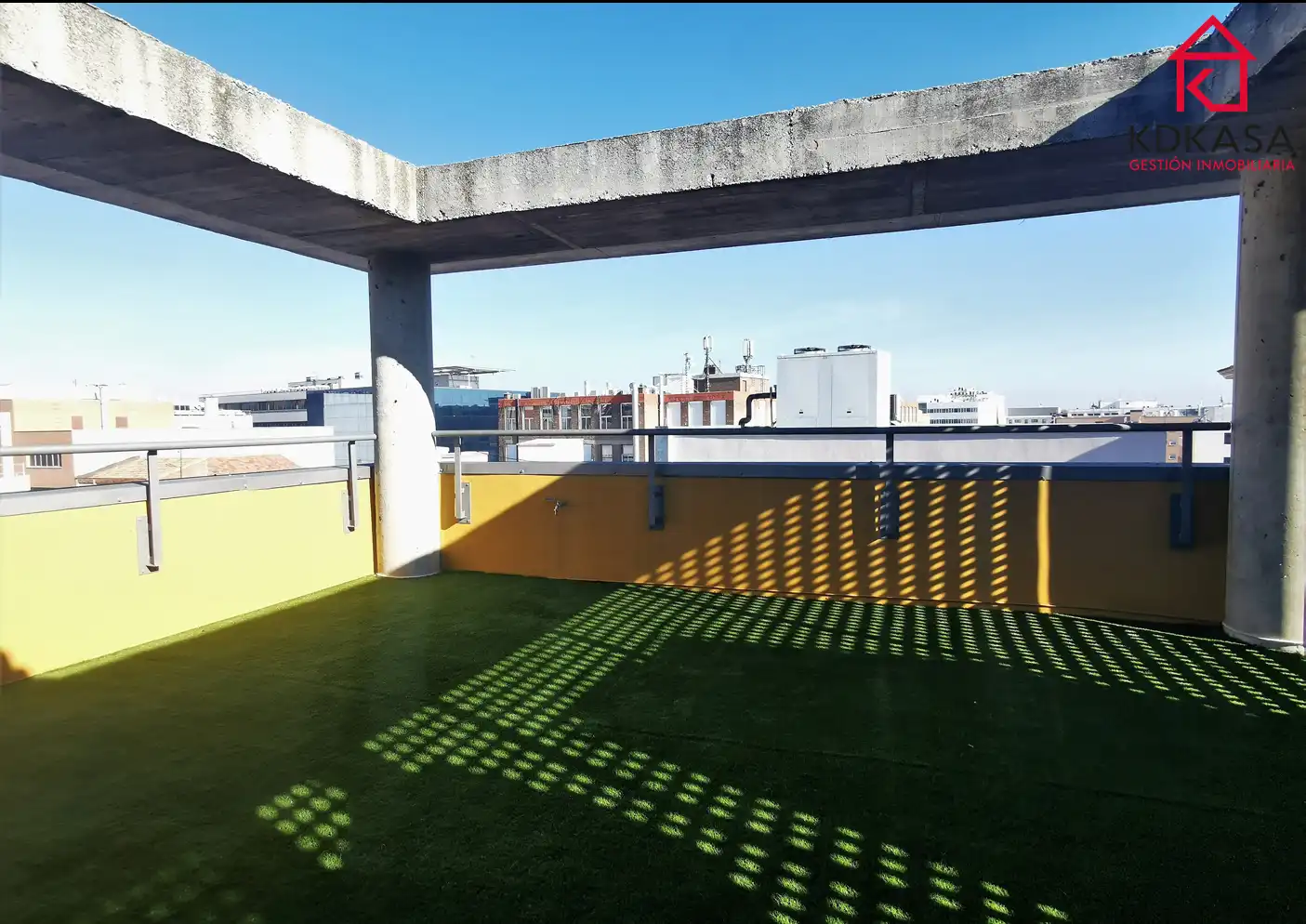 Terrace of Flat for rent in Madrid  with Air Conditioner, Heating and Terrace