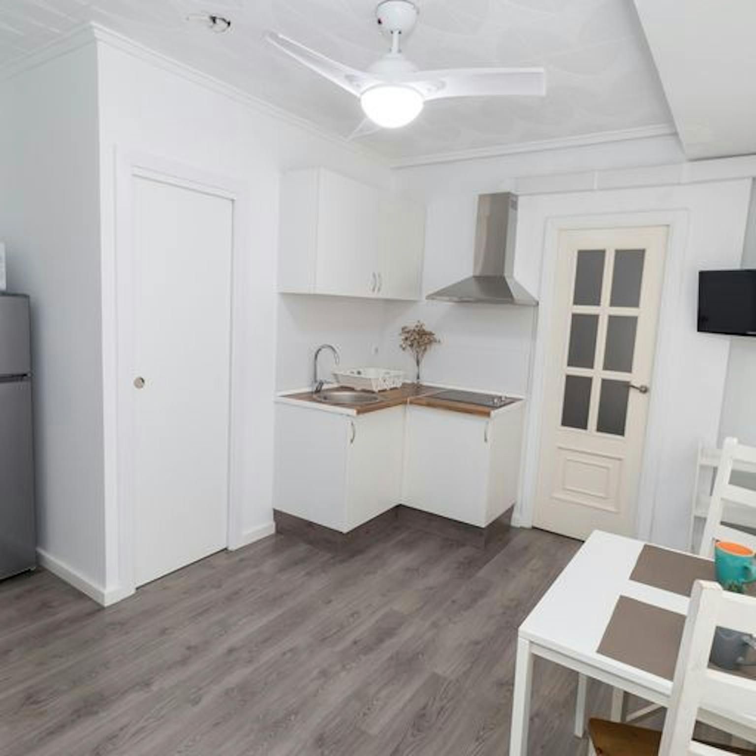 Pis de lloguer a N/A, Albors