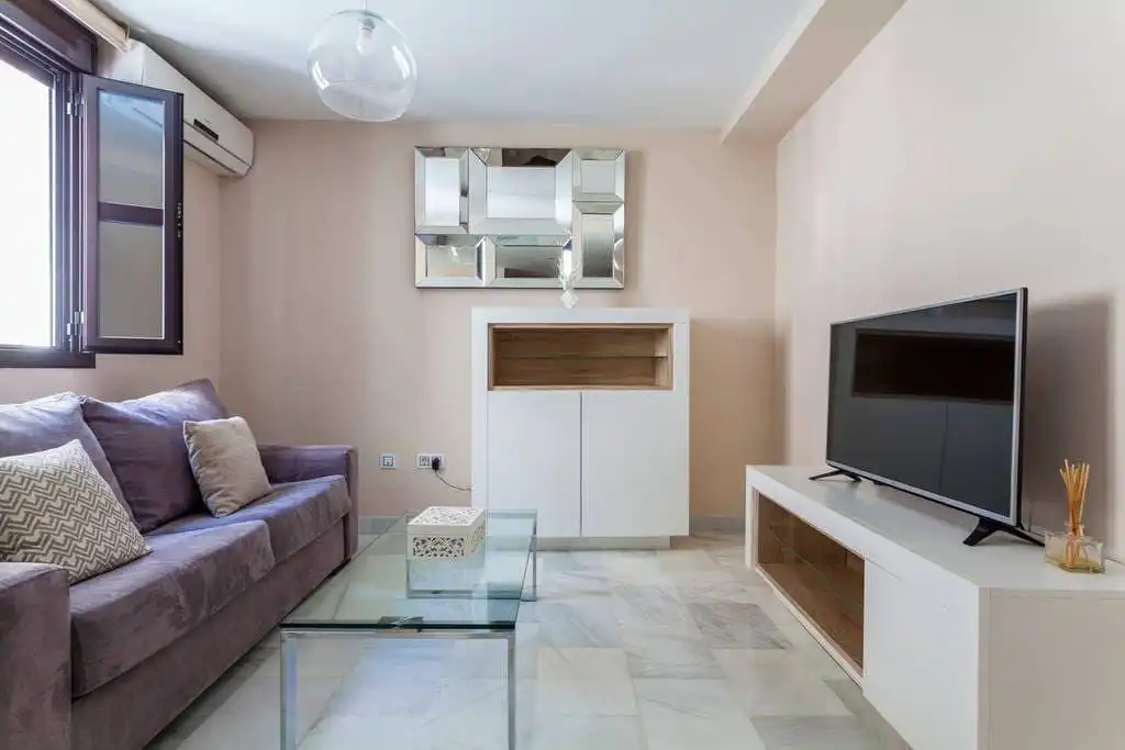 Sala d'estar de Apartament de lloguer en Sevilla amb Aire condicionat, Calefacció i Moblat