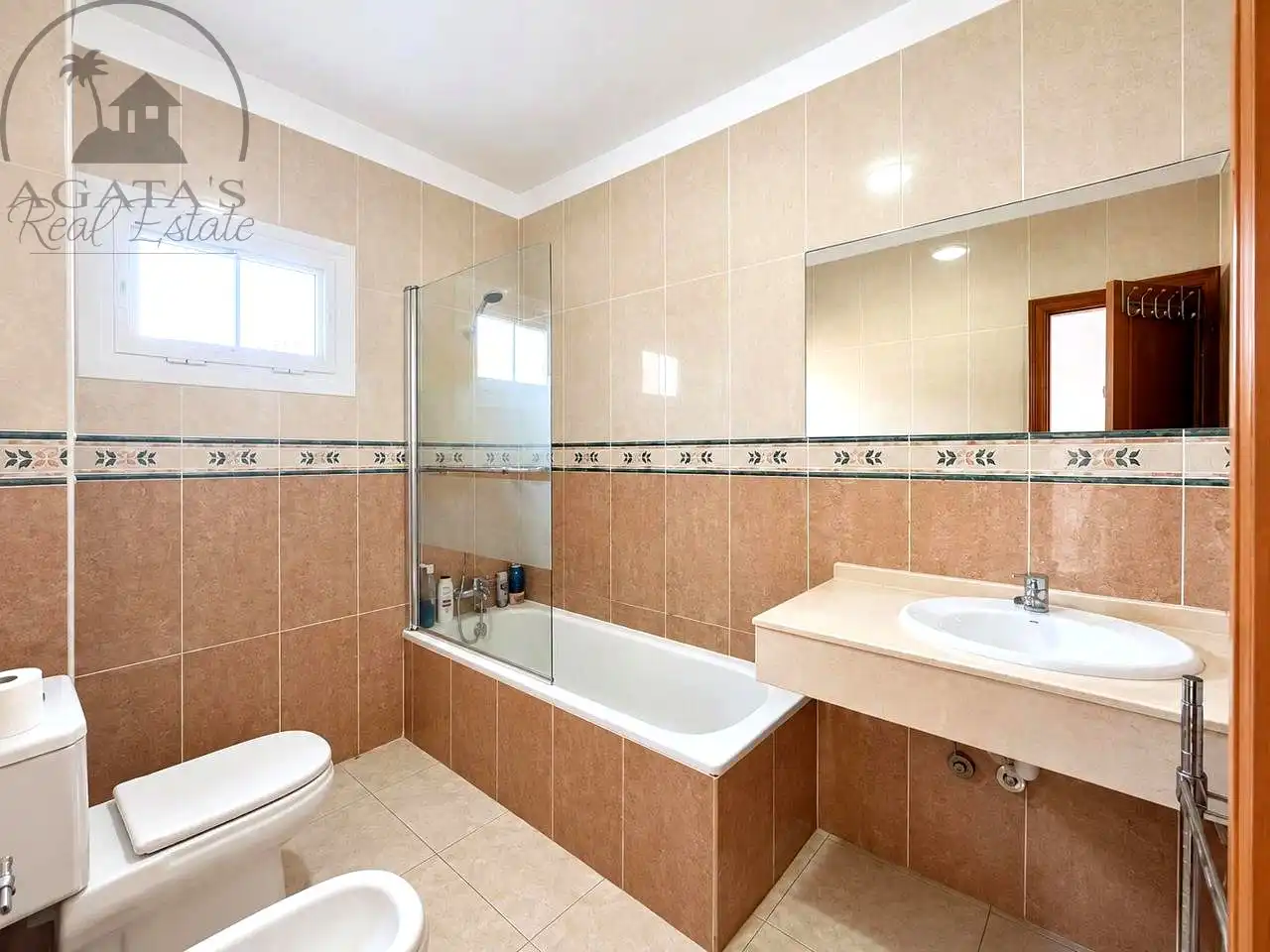 Baño de Casa o chalet en venta en La Orotava con Jardín privado, Terraza y Piscina