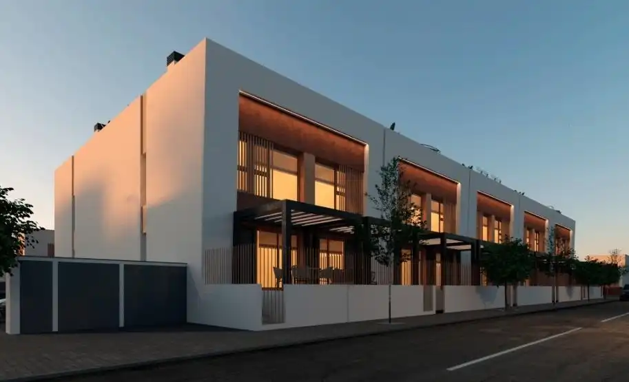 Terraced house with pool for sale in Dolores